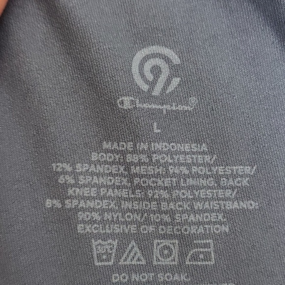 Womans champion work out capris size large - Picture 6 of 8